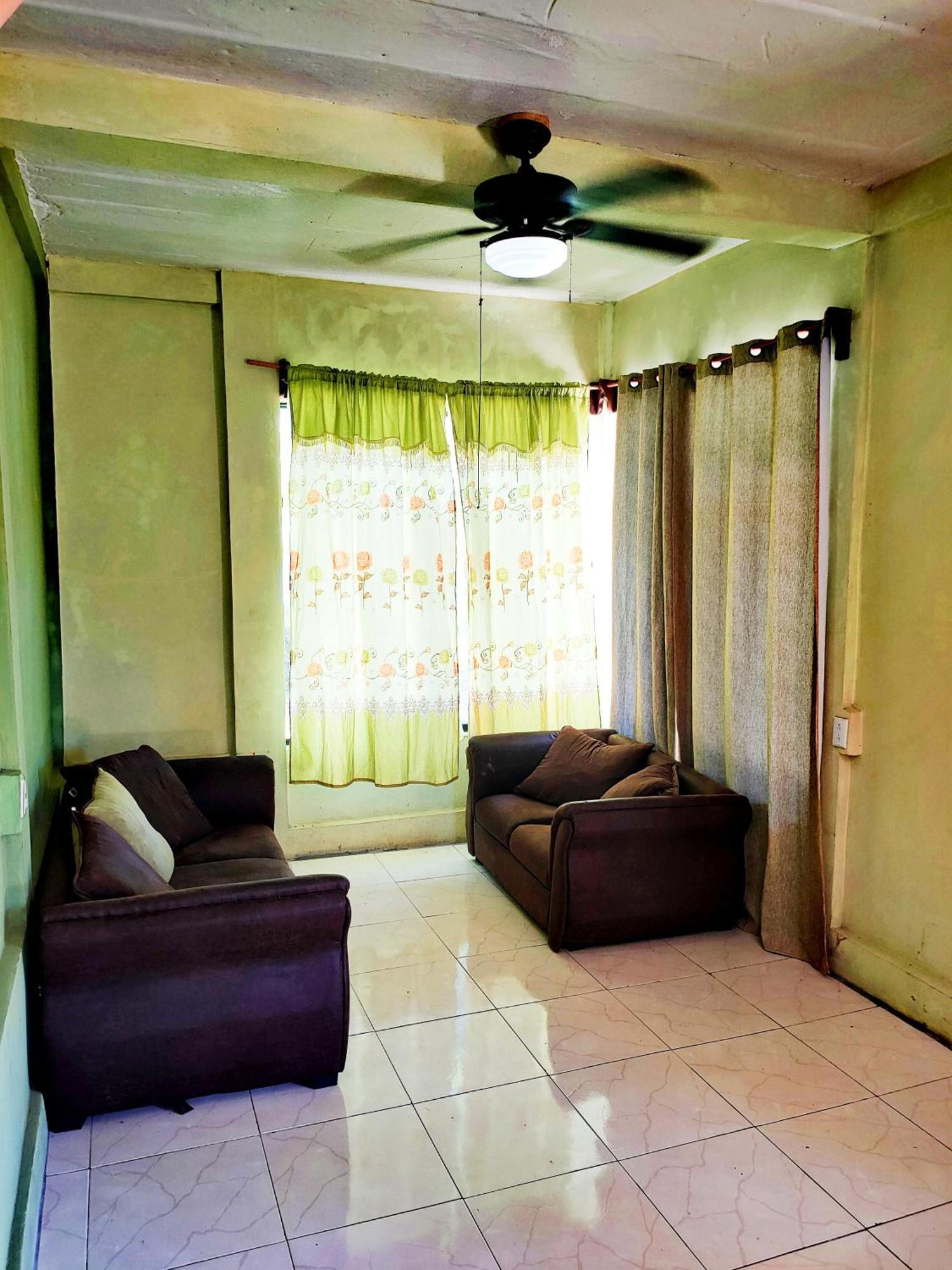 Guesthouse Island Escape South End ภายนอก รูปภาพ